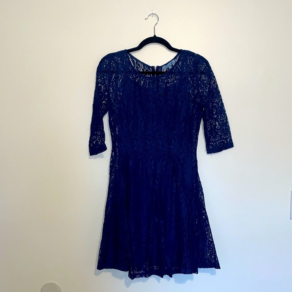 Fishbowl | Navy Short Sleeve Lace Mini Dress